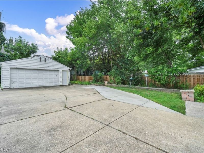170 E 194th Street, Euclid, OH 44119 Photo 40