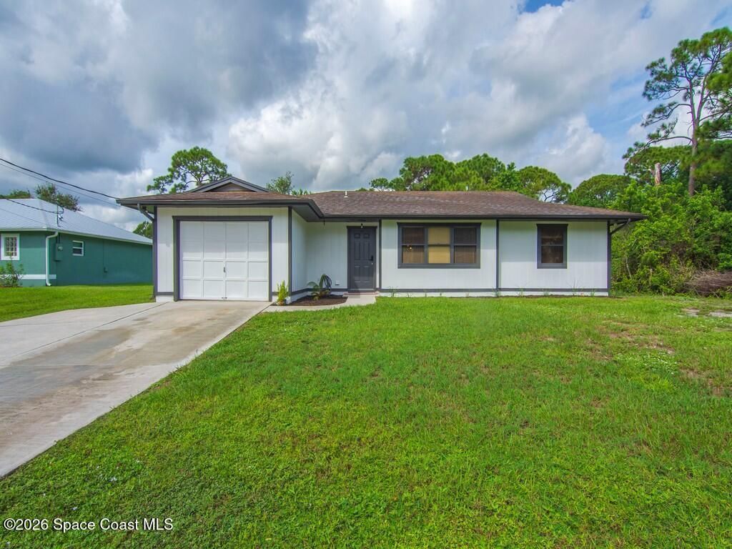 5717 Birch Drive , Fort Pierce, FL 34982 Photo
