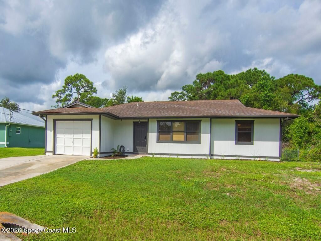 5717 Birch Drive, Fort Pierce, FL 34982 Photo