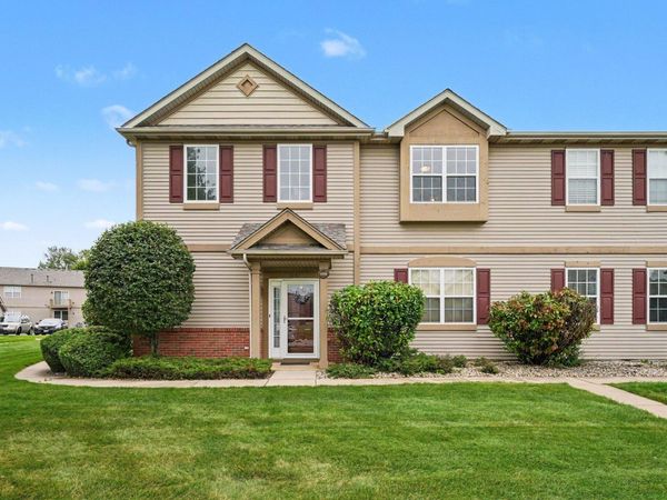 1141 Auburn Meadow Lane , Schererville, IN 46375