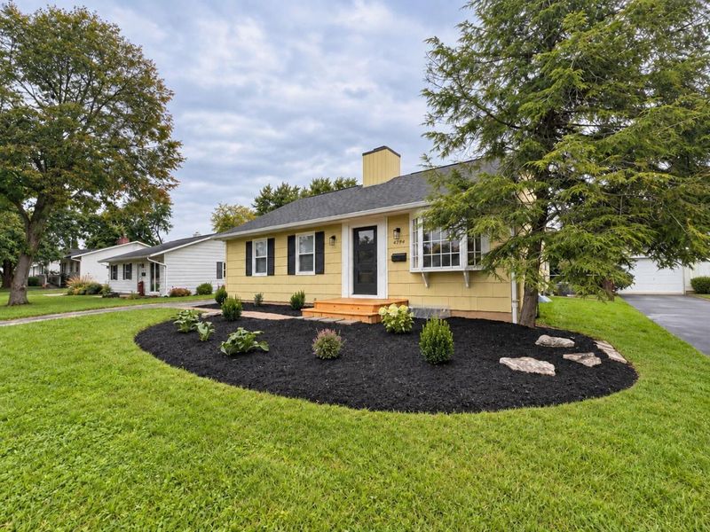 4794 Hillcrest Street N, Hilliard, OH 43026 Photo 2