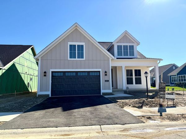 4213 Flamingo Drive , Lewis Center, OH 43035