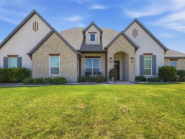 860 San Saba E, Midlothian, TX 76065