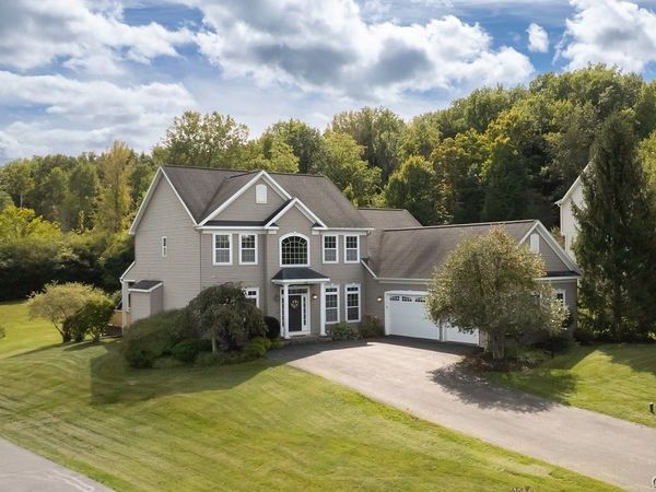 4409 Winding Creek Road , Manlius, NY 13104