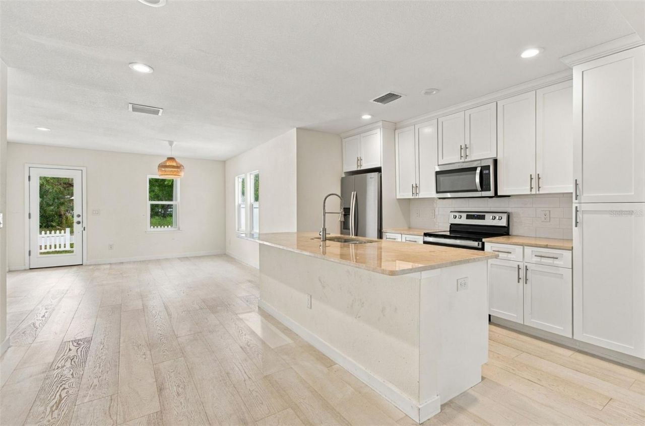 150 50th Street N, Saint Petersburg, FL 33710 Photo