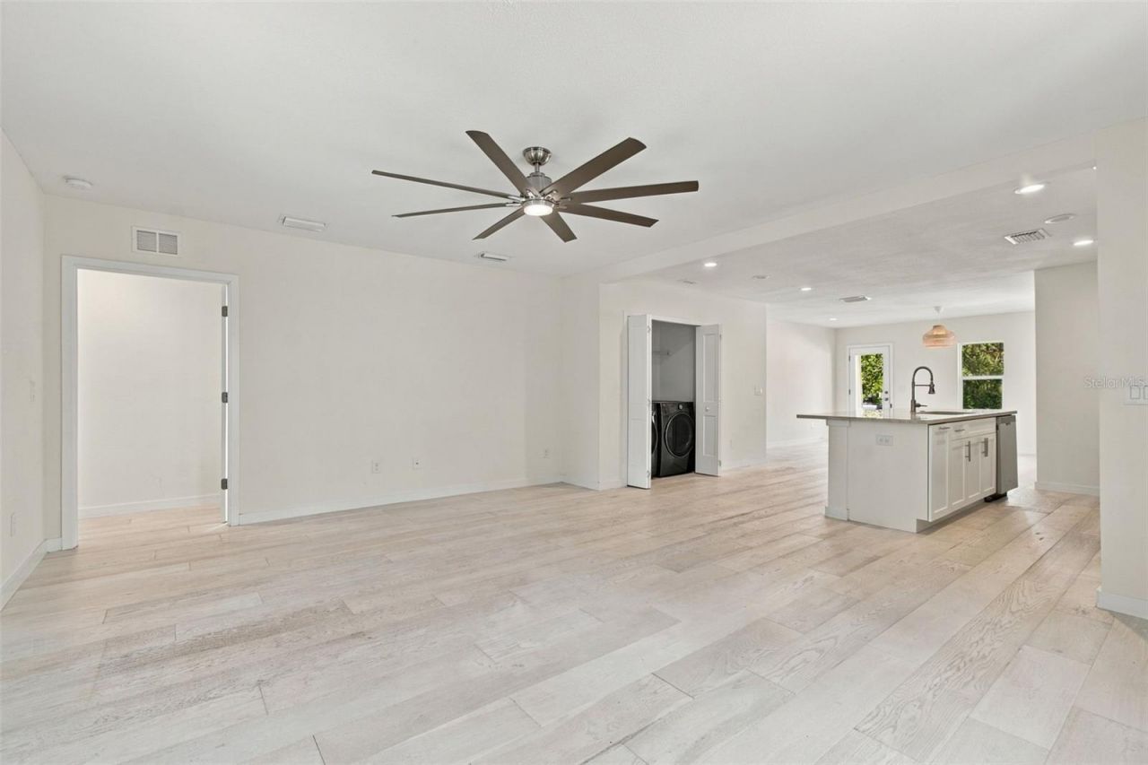 150 50th Street N, Saint Petersburg, FL 33710 Photo