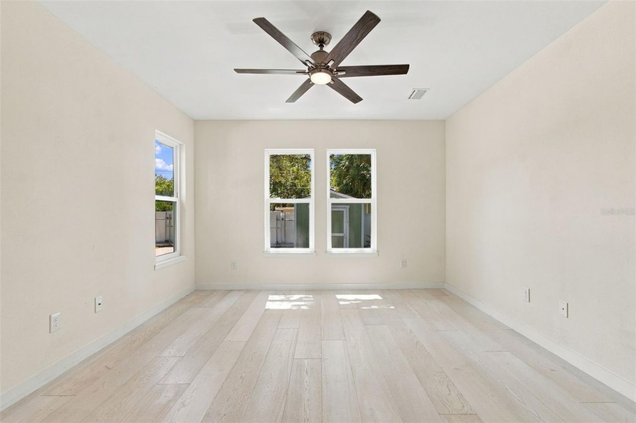 150 50th Street N, Saint Petersburg, FL 33710 Photo