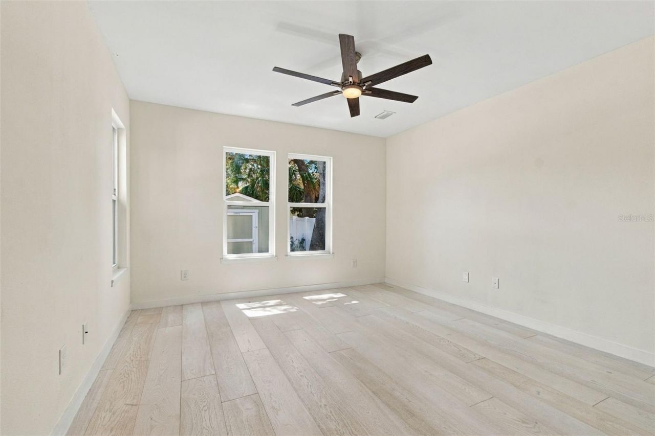 150 50th Street N, Saint Petersburg, FL 33710 Photo