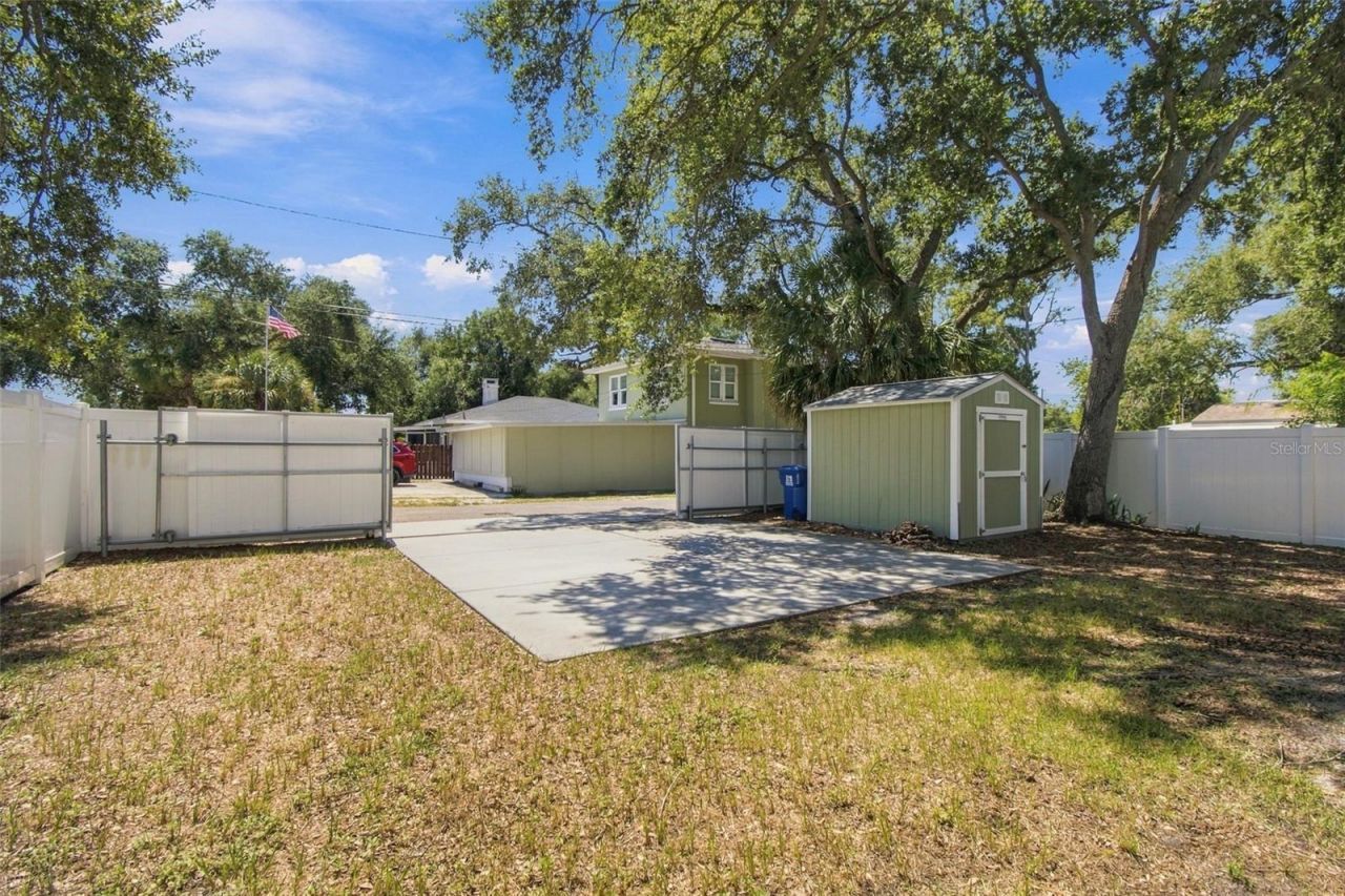 150 50th Street N, Saint Petersburg, FL 33710 Photo