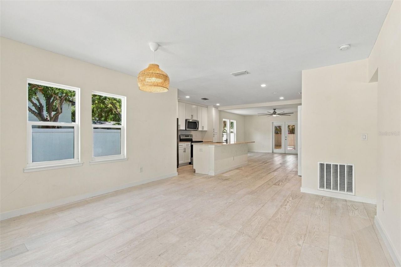 150 50th Street N, Saint Petersburg, FL 33710 Photo