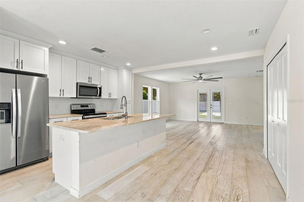 150 50th Street N, Saint Petersburg, FL 33710 Photo