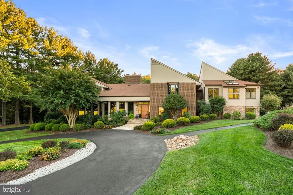 4254 Buckskin Lake Drive, Ellicott City, MD 21042 Main Photo