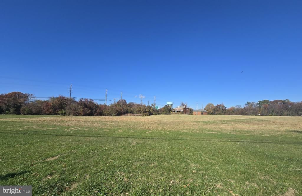 2112 BRINKLEY ROAD, FORT WASHINGTON, MD 20744