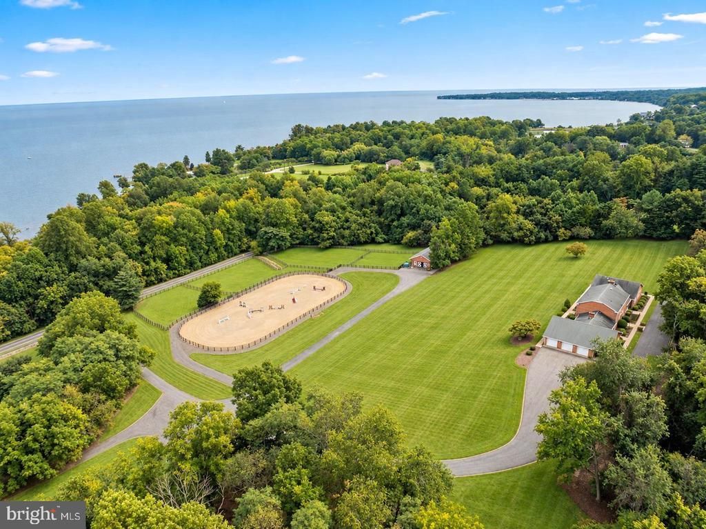 6300 TOWN POINT ROAD , TRACYS LANDING, MD 20779