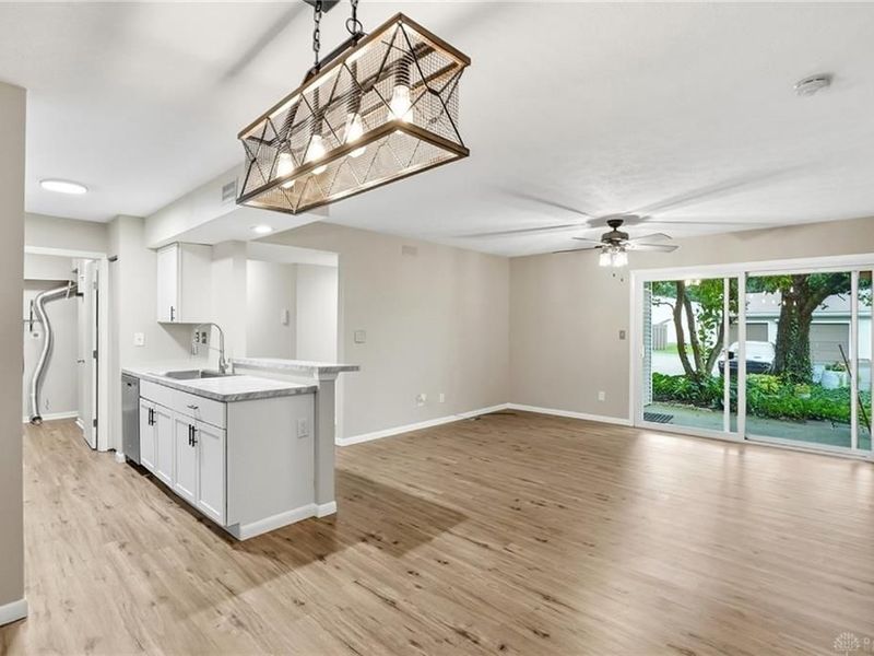 1520 Lake Pointe Way, Unit 1, Centerville, OH 45459 Photo 9