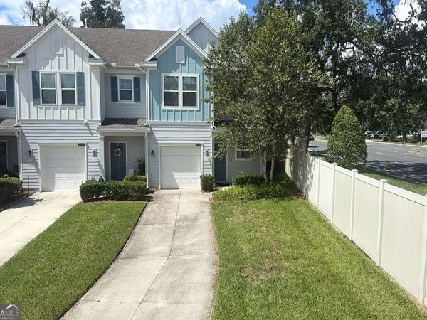 1703 Pottsburg Point Drive, Jacksonville, FL 32207