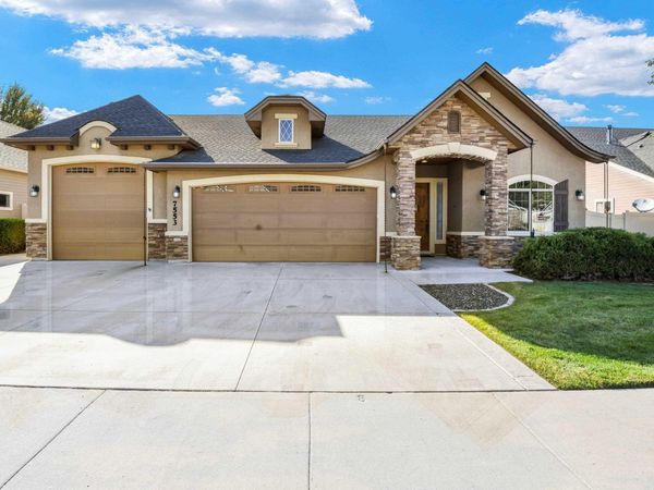 7553 N Waterlilly Ave, Boise, ID 83714