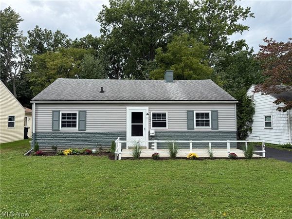 863 North Avenue , Painesville, OH 44077