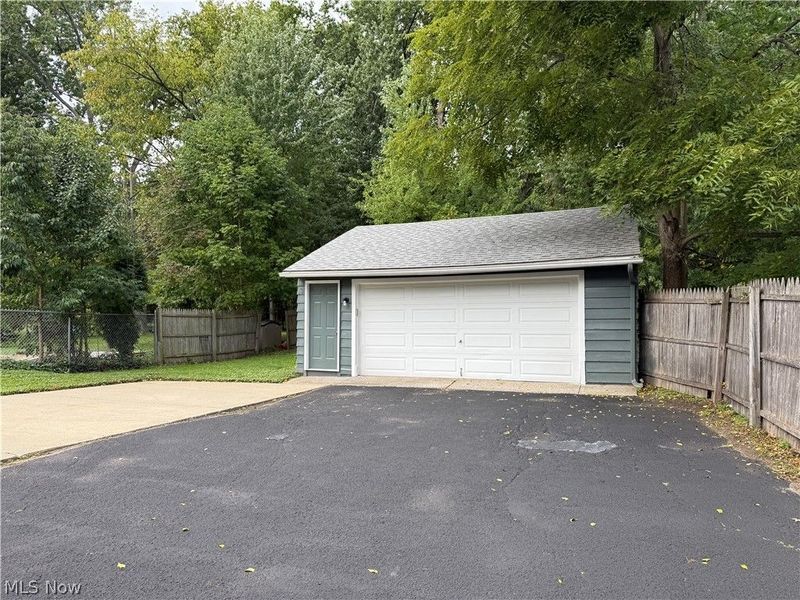 863 North Avenue, Painesville, OH 44077 Photo 12