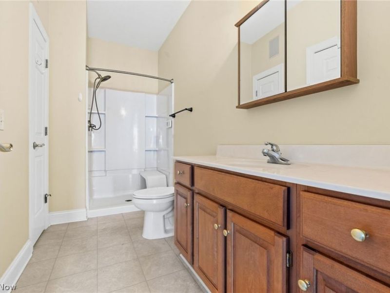 3105 Whitewood Street NW, North Canton, OH 44720 Photo 13