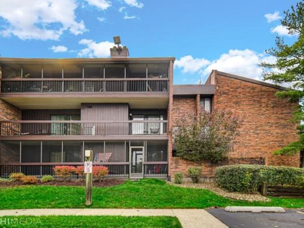 5515 Cromwell Lane, Unit G4, Oak Forest, IL 60452