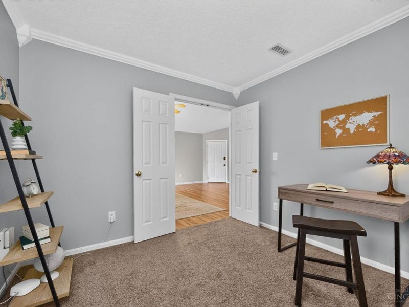 387 Hartford Court, Hamilton Township, OH 45039 Photo 9