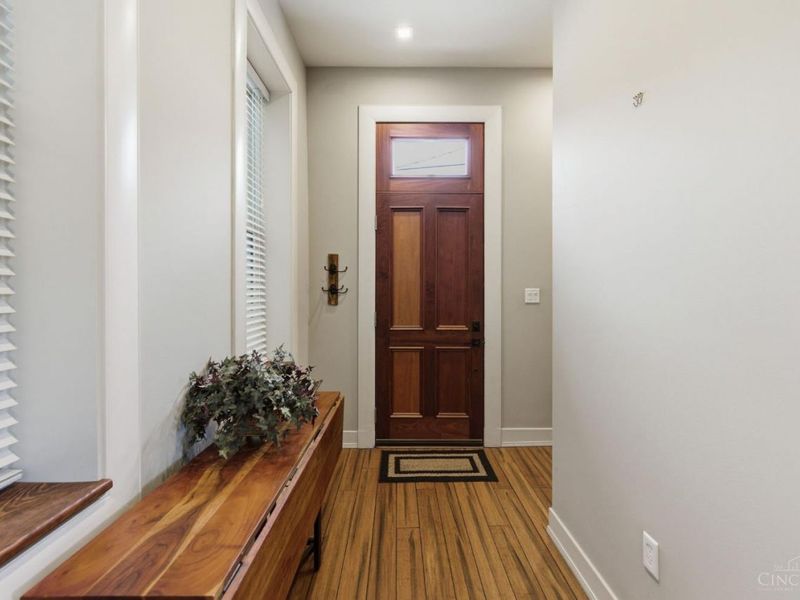 207 Kemp Alley, Cincinnati, OH 45202 Photo 22