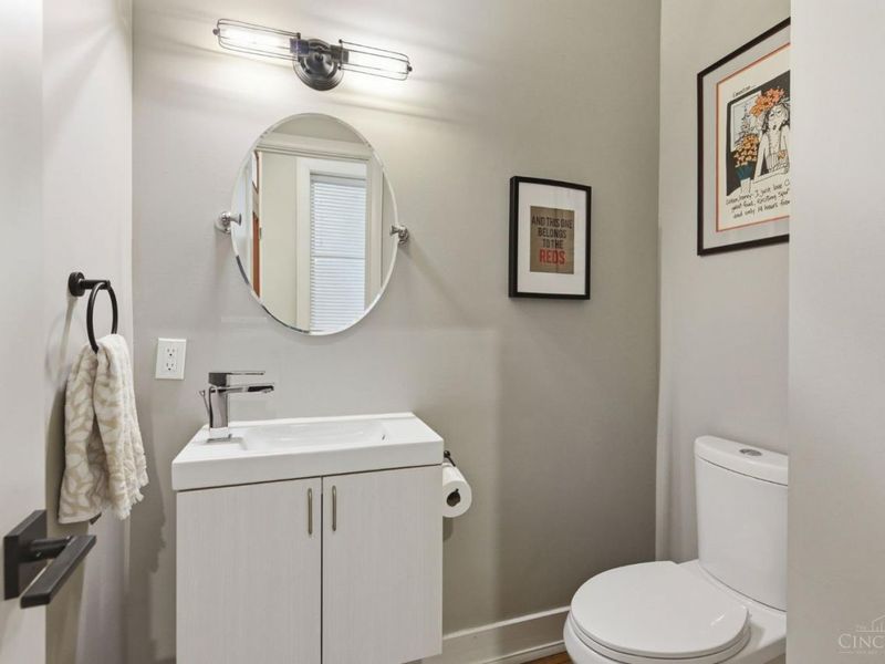 207 Kemp Alley, Cincinnati, OH 45202 Photo 23