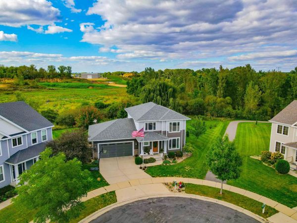14 Bellingrath Court, McFarland, WI 53558