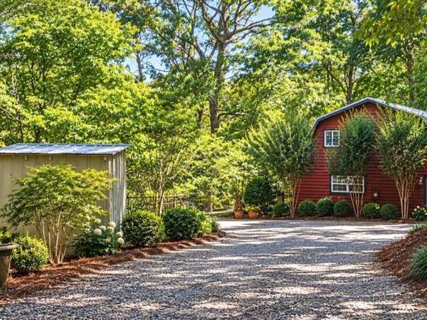 339 Crumby Creek Terrace, Blairsville, GA 30512