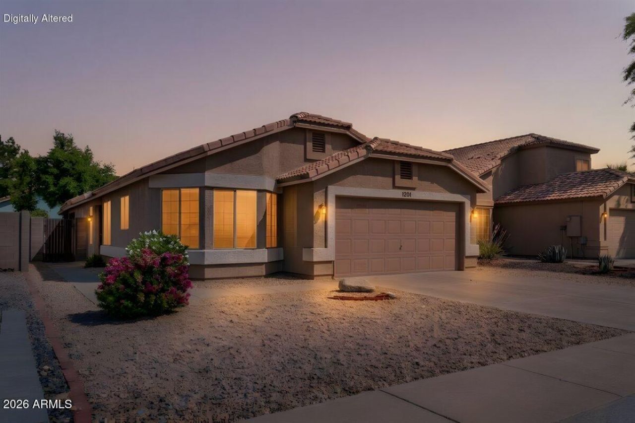 1201 N Woodburne Drive, Chandler, AZ 85224 Main Photo