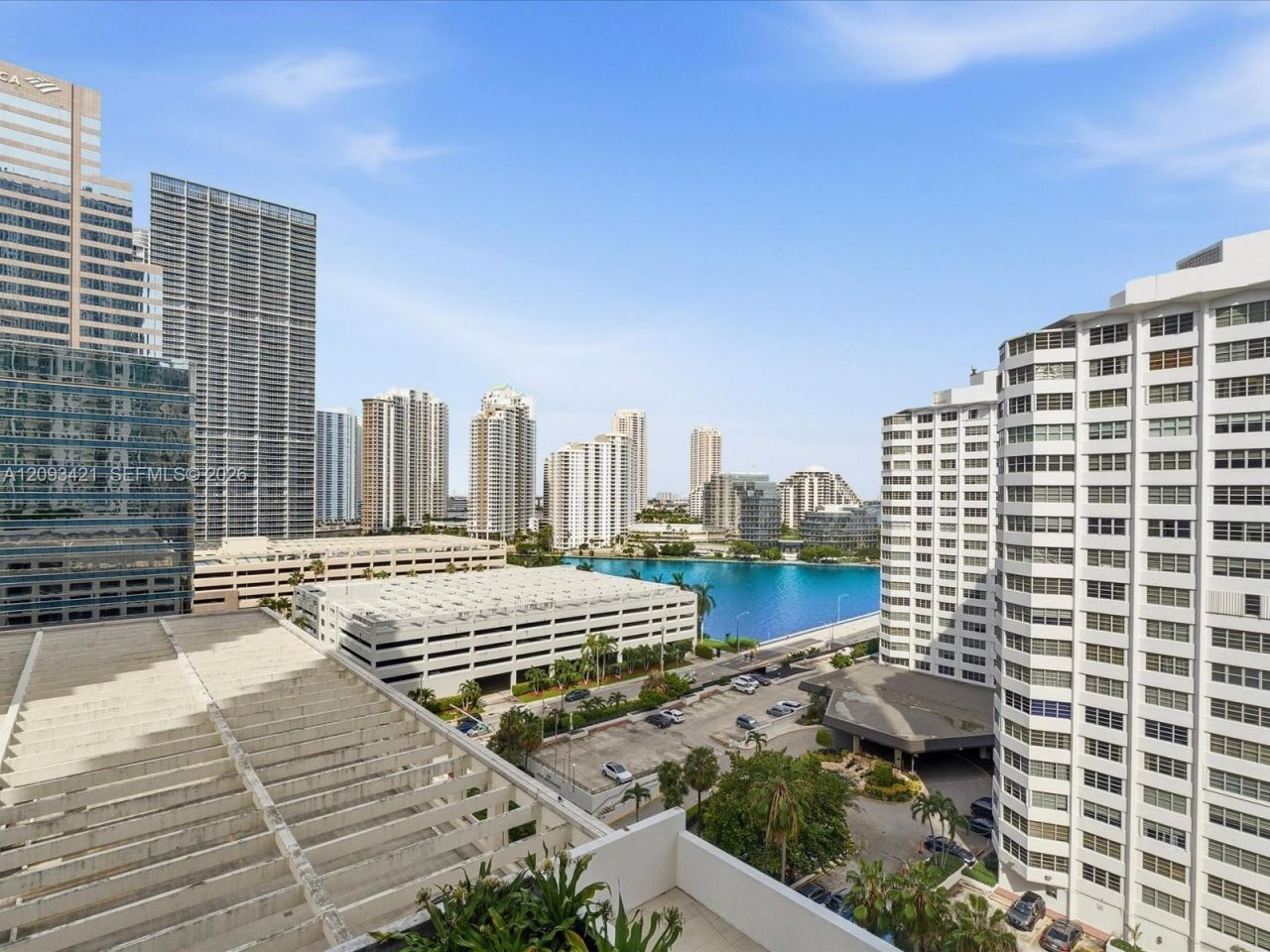 950 Brickell Bay Dr, Unit 1208, Miami, FL 33131 Photo