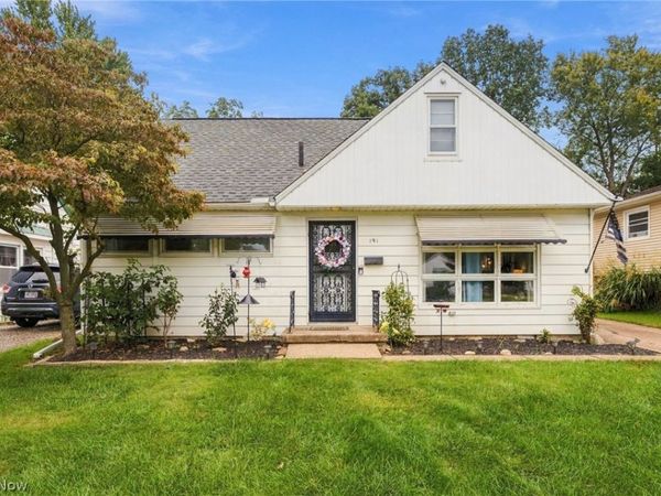 191 Woodhill Drive , Amherst, OH 44001
