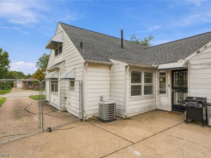 191 Woodhill Drive , Amherst, OH 44001 Photo 34