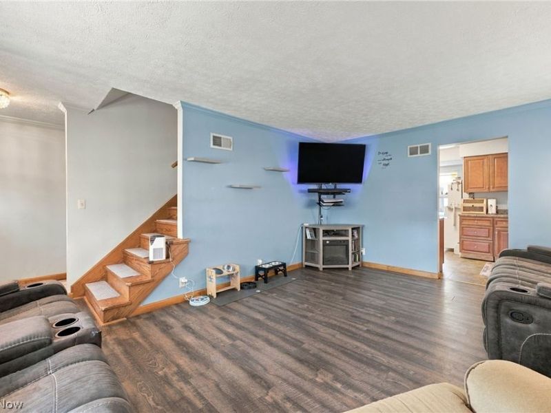 191 Woodhill Drive , Amherst, OH 44001 Photo 5