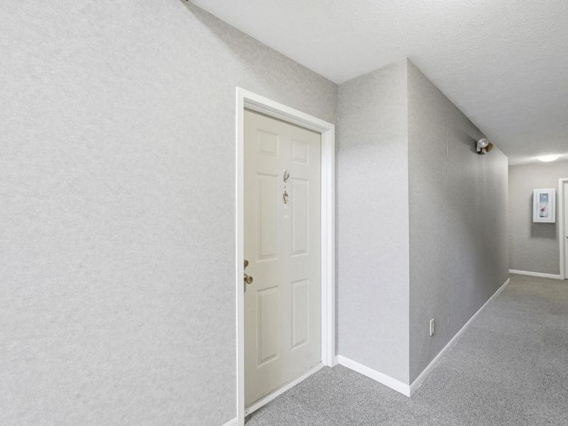 1520 Lake Pointe Way, Unit 1, Dayton, OH 45459 Photo 4