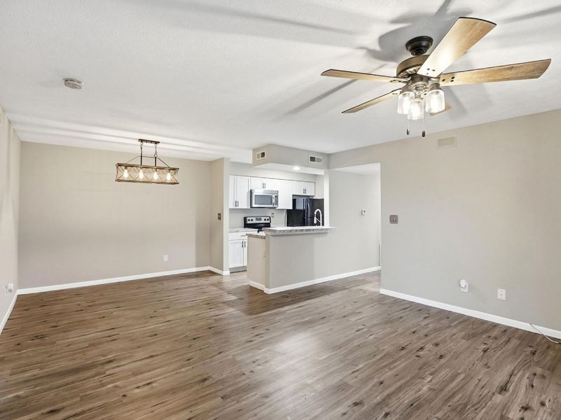 1520 Lake Pointe Way, Unit 1, Dayton, OH 45459 Photo 7