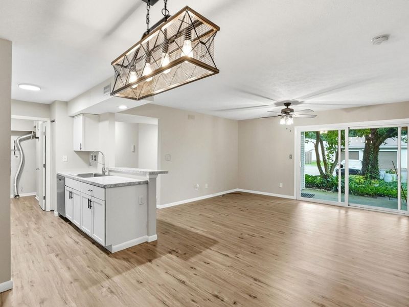 1520 Lake Pointe Way, Unit 1, Dayton, OH 45459 Photo 9