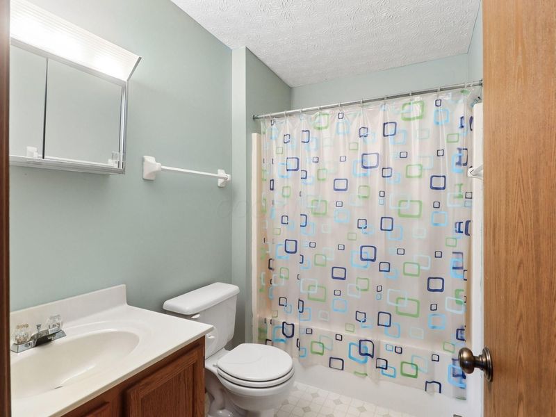 16 W Fieldstone, Etna, OH 43062 Photo 32