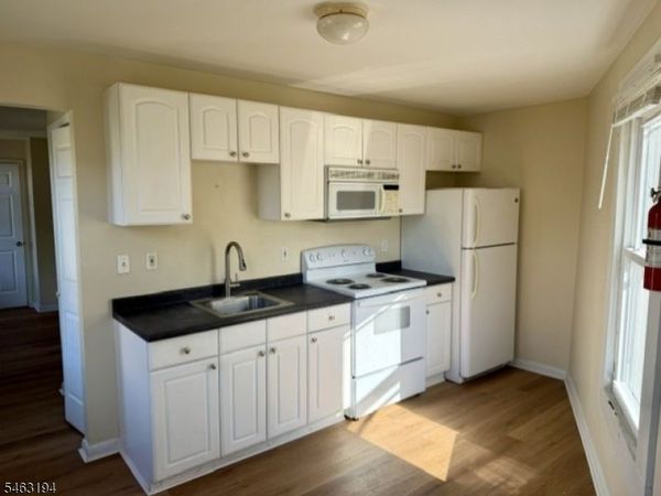 319 Mill St, Unit 2, Belvidere, NJ 07823