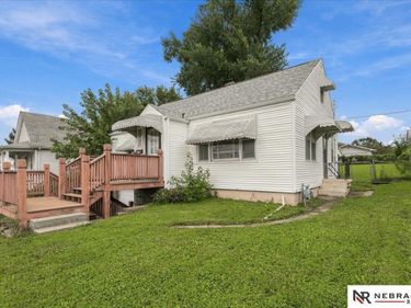 4115 S 39th Street, Omaha, NE 68107