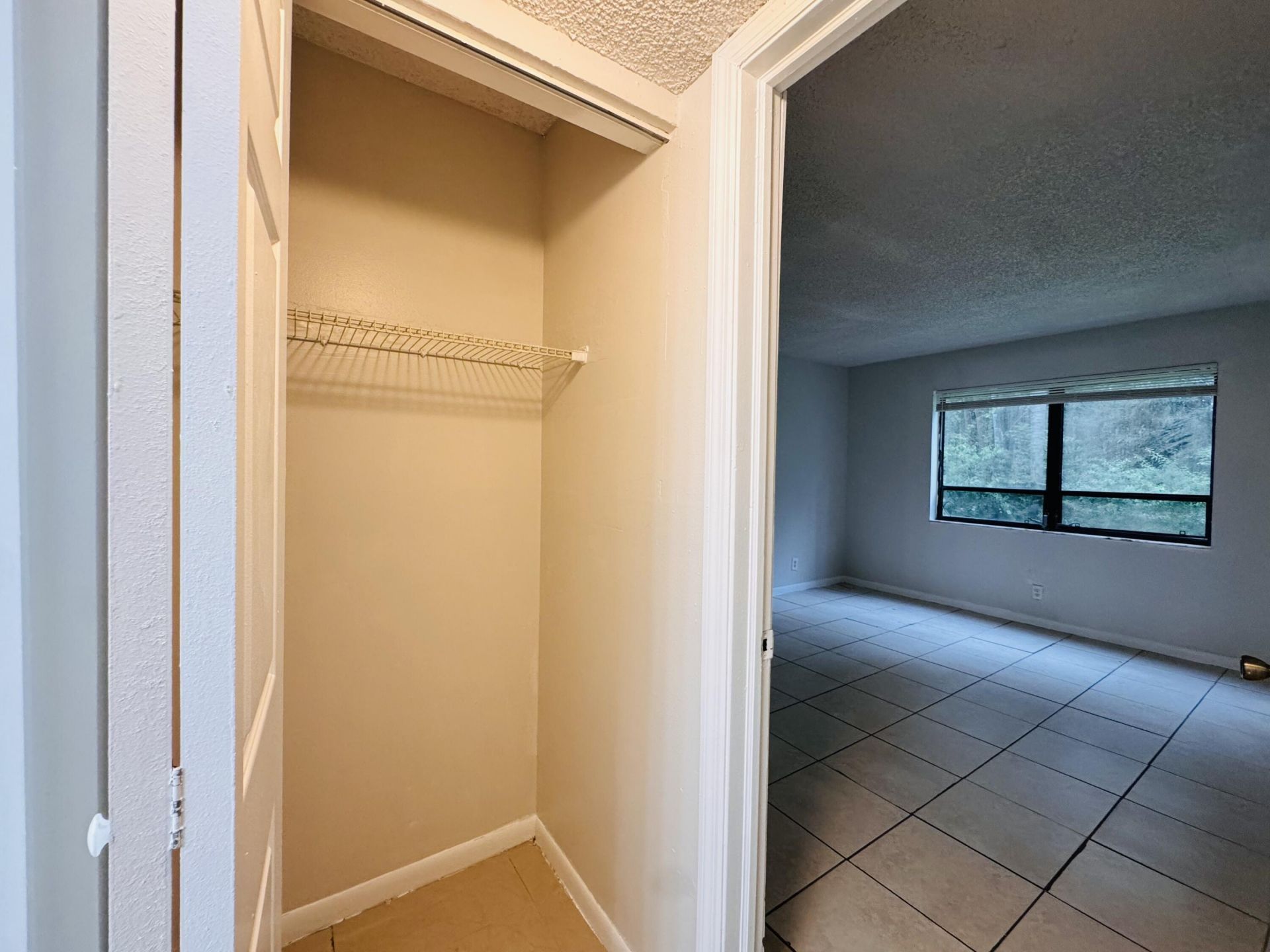 2050 N Congress Avenue, Unit 102, West Palm Beach, FL 33401 Photo