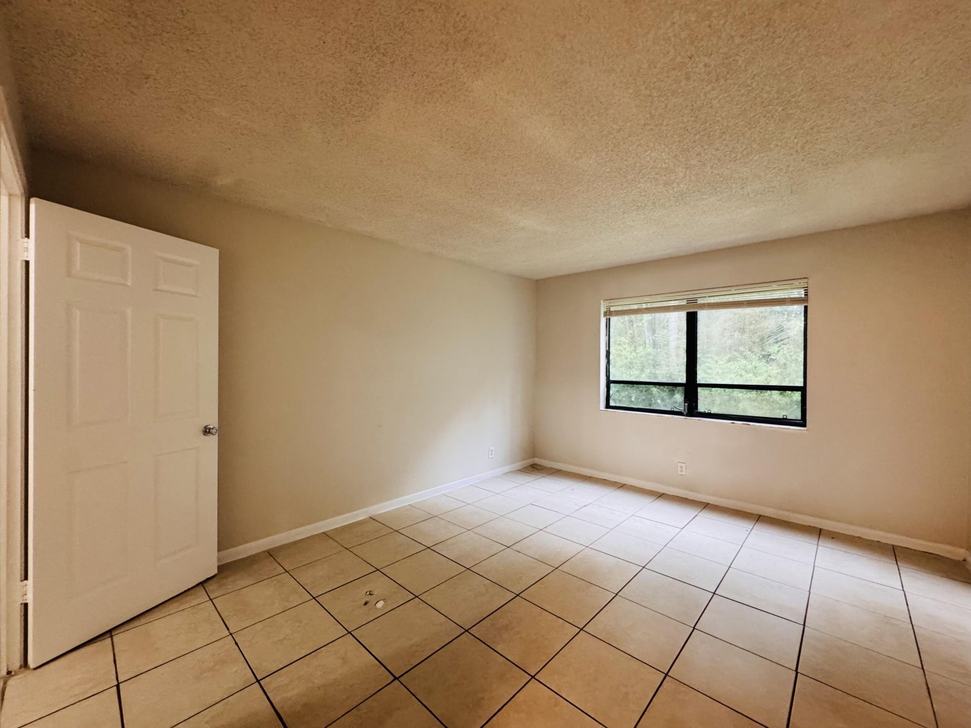 2050 N Congress Avenue, Unit 102, West Palm Beach, FL 33401 Photo