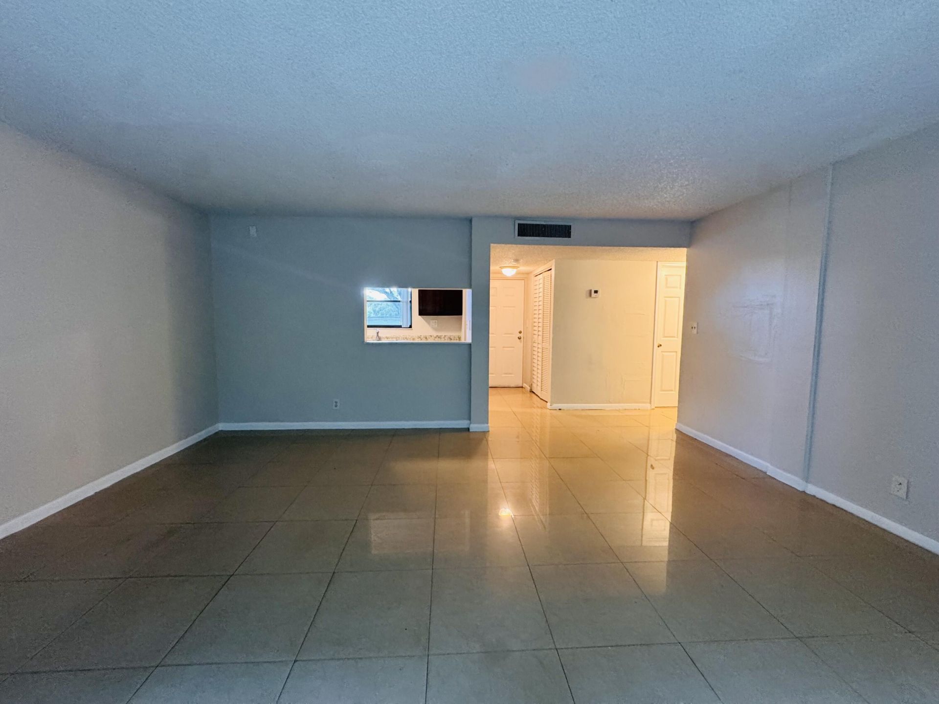 2050 N Congress Avenue, Unit 102, West Palm Beach, FL 33401 Photo