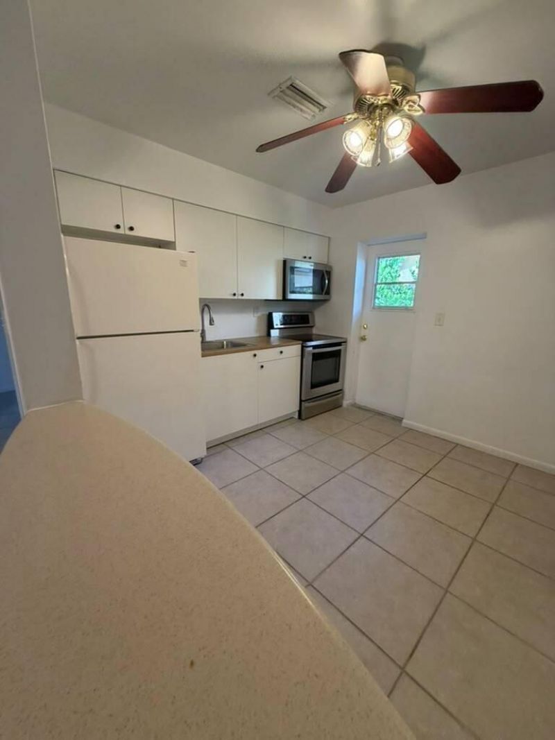 410 NE 12th Avenue, Unit A, Pompano Beach, FL 33060 Photo