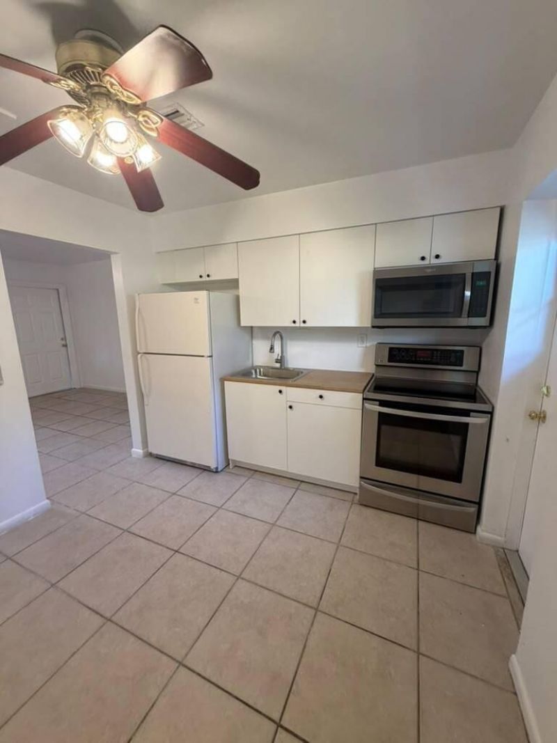 410 NE 12th Avenue, Unit A, Pompano Beach, FL 33060 Photo