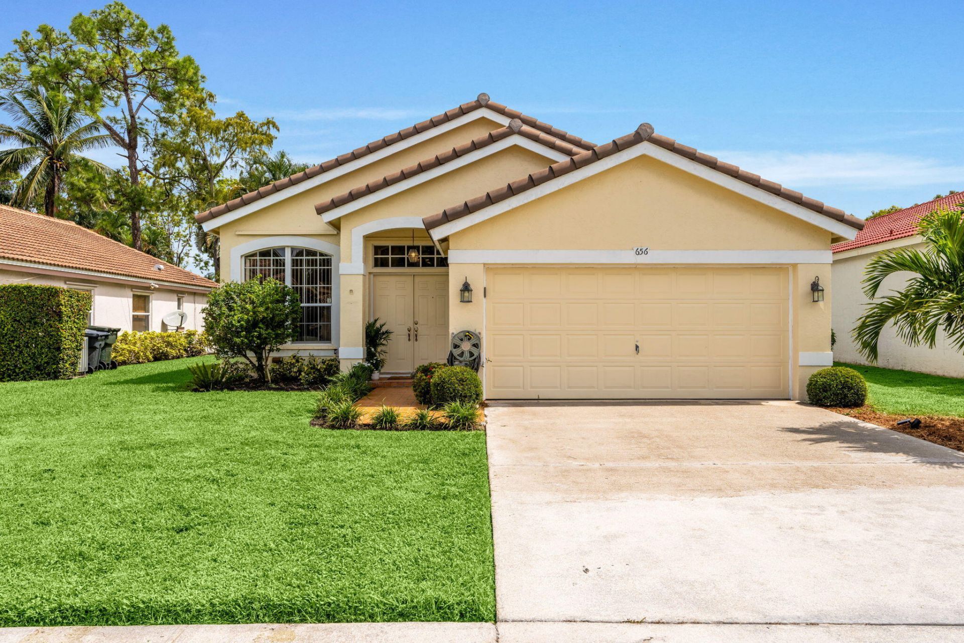 656 Lake Wellington Drive, Wellington, FL 33414 Photo