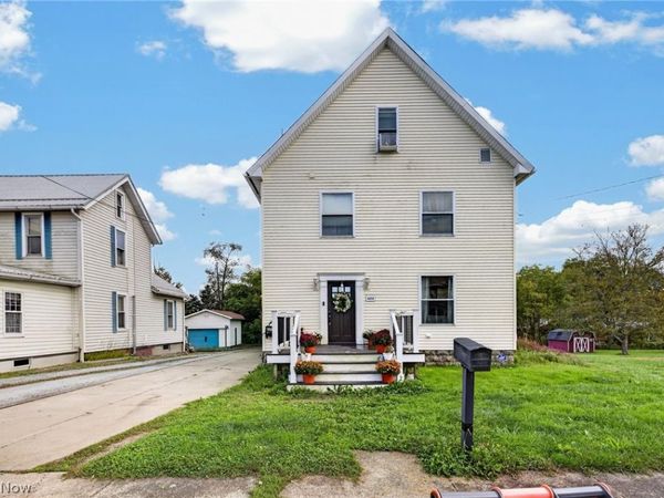 622 Columbia Street , Leetonia, OH 44431