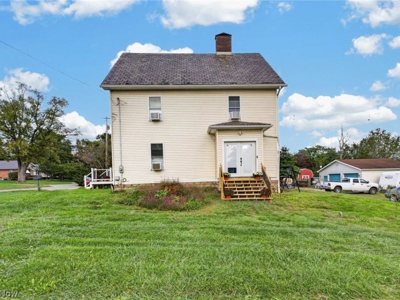 622 Columbia Street, Leetonia, OH 44431 Photo 2