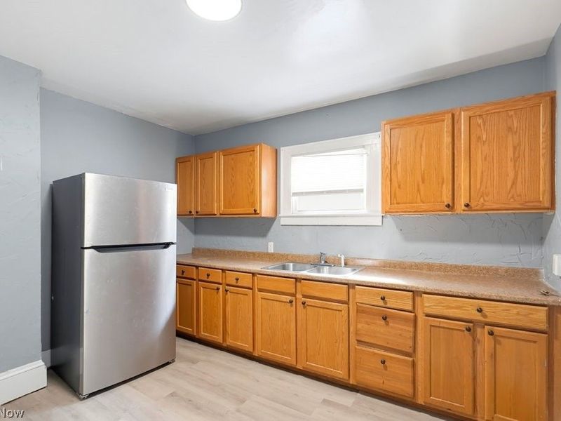 970 Mercer Avenue , Akron, OH 44320 Photo 10